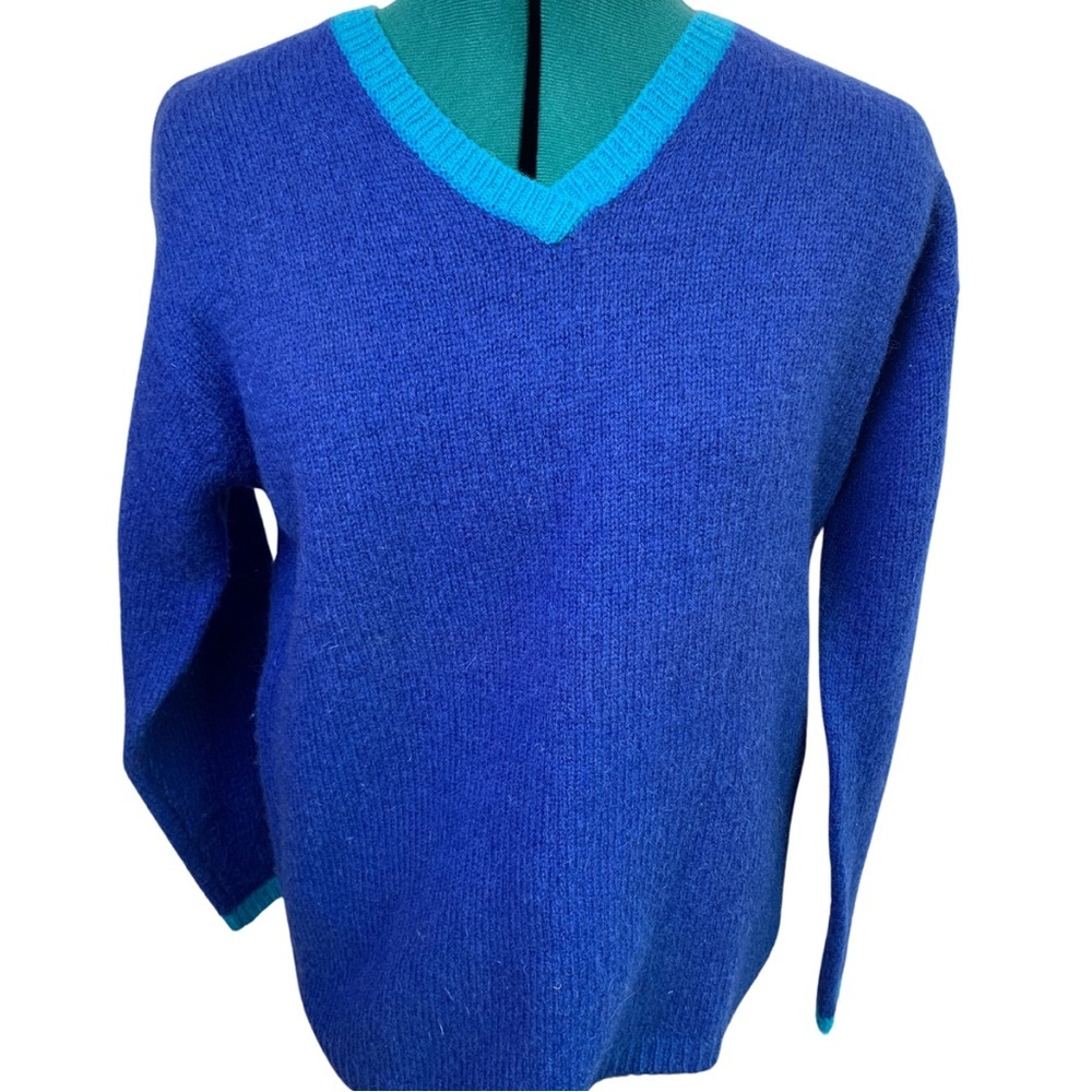 NY&CO 100% Wool Blue Sweater with Teal accent strip women’s size medium